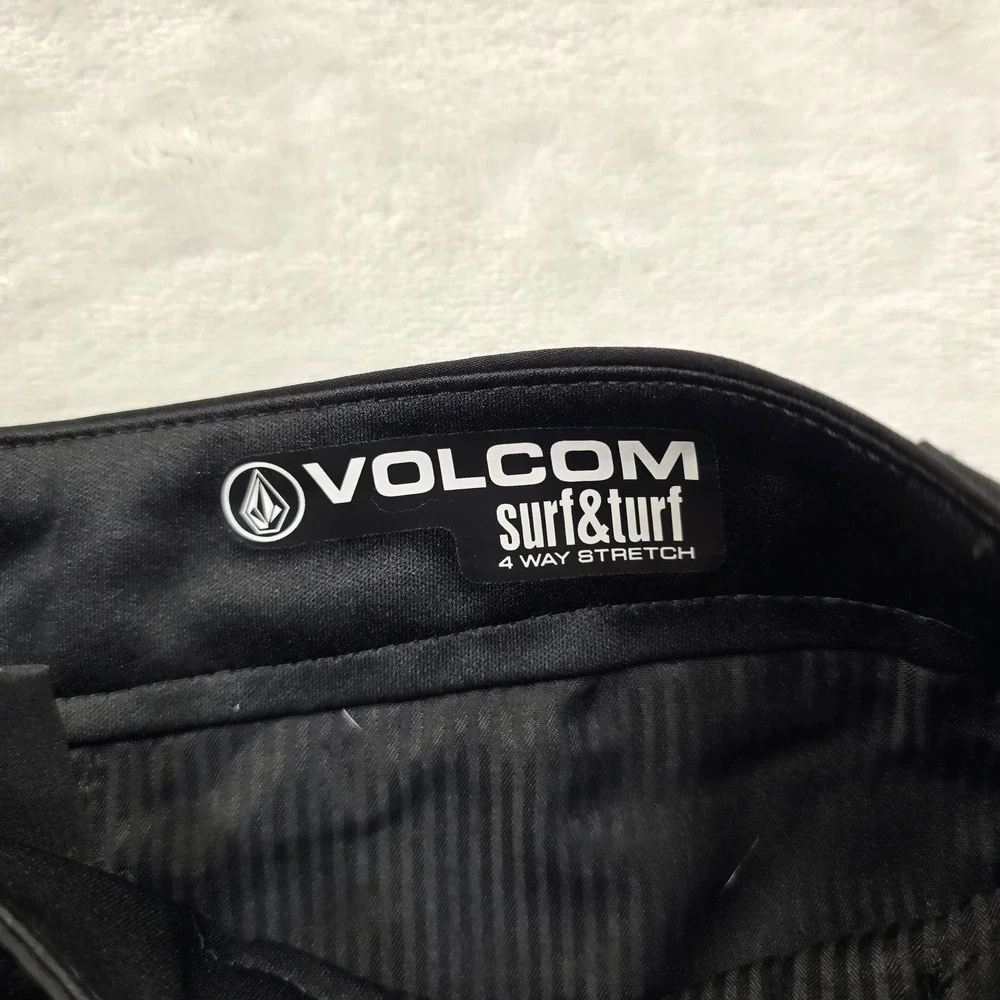Volcom Surf & Turf Hybrid Shorts Mens 31 Black 4-Way Stretch Boardshorts